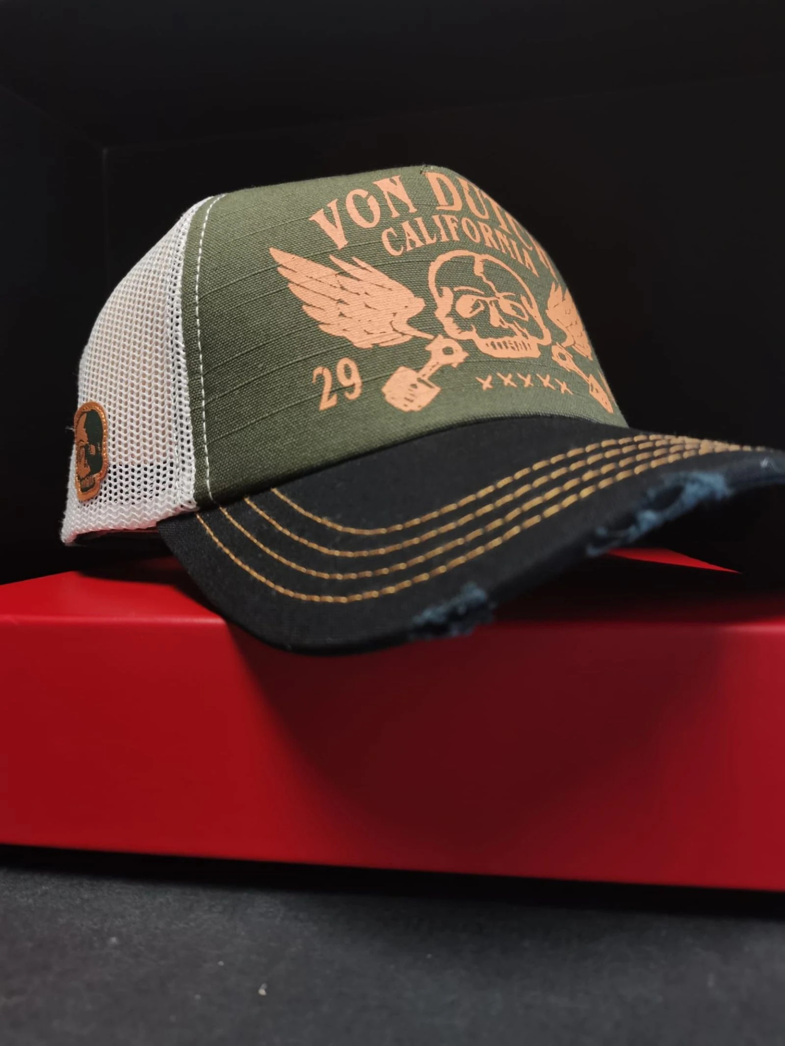 Von Ducht Cap – photo 3